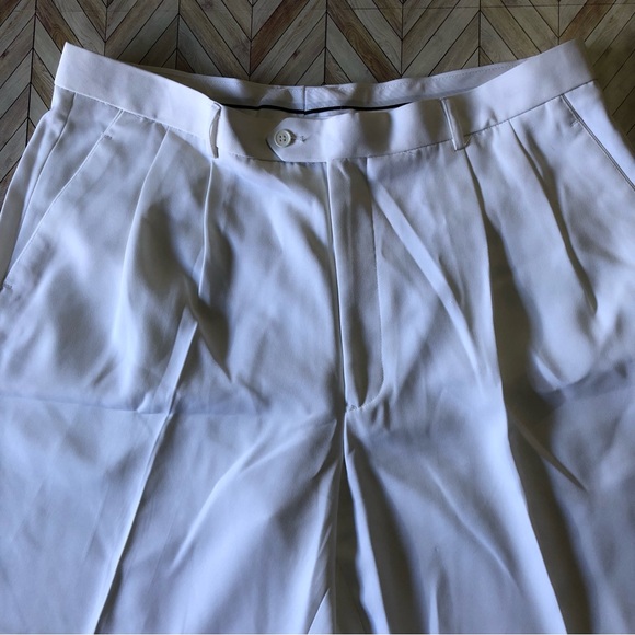 Vittorio St. Angelo Designer White Slacks 42R. 100% Polyester. Small Stained Leg - Picture 7 of 7